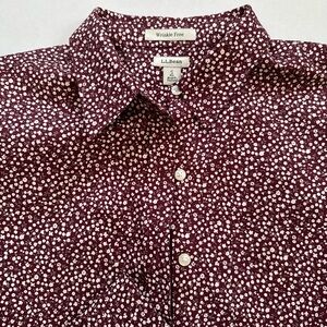 LL Bean Shirt Womens Large Red Pinpoint Oxford Wrinkle Free Micro Floral